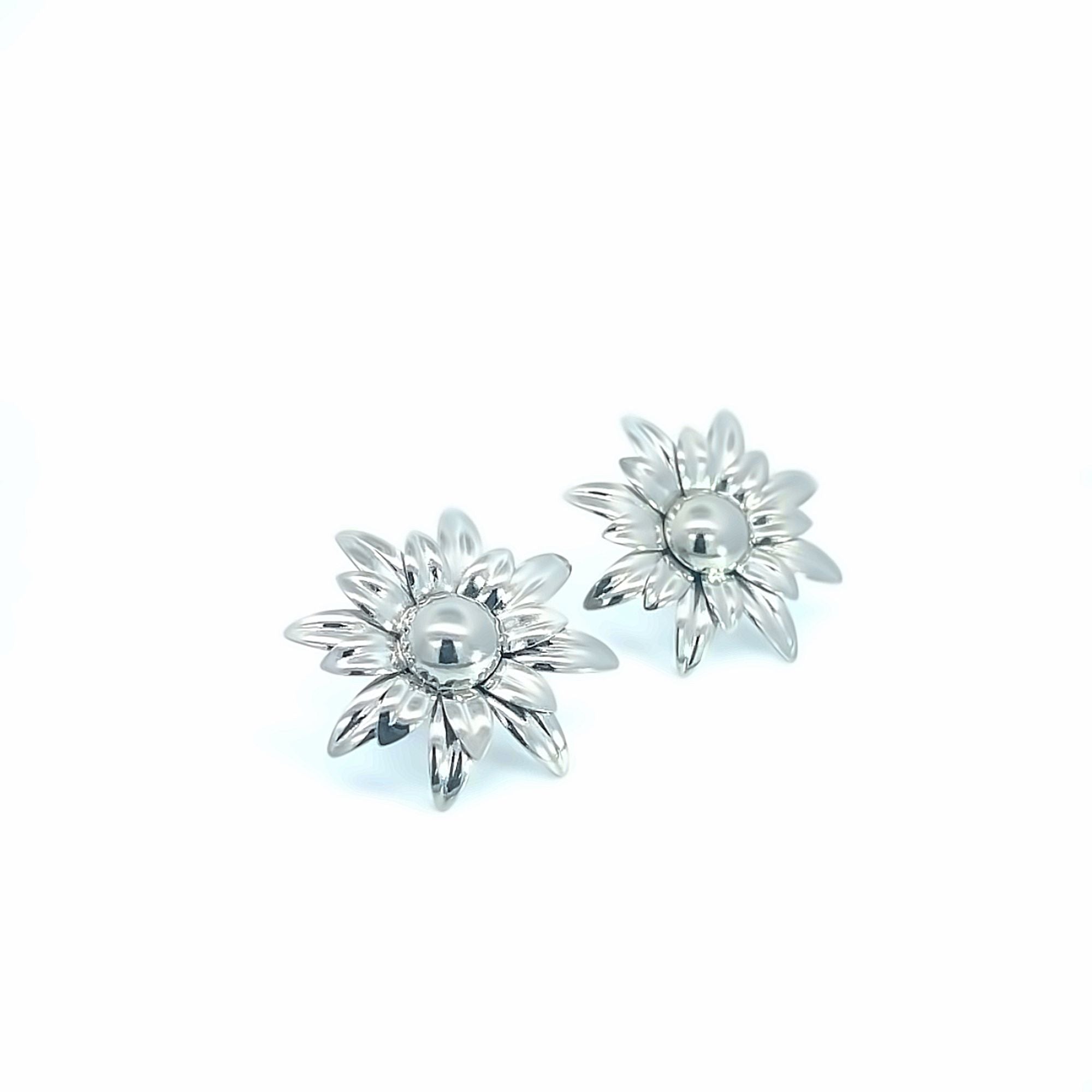 18K Gold Filled Flower Dahlia Stud Earrings (K375)